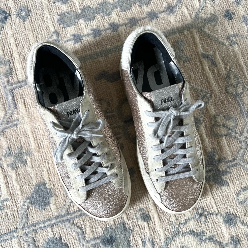 P448 John Genuine Calf Hair Sneaker, Women’s
GLITTER/ CALF HAIR, Size 7.5